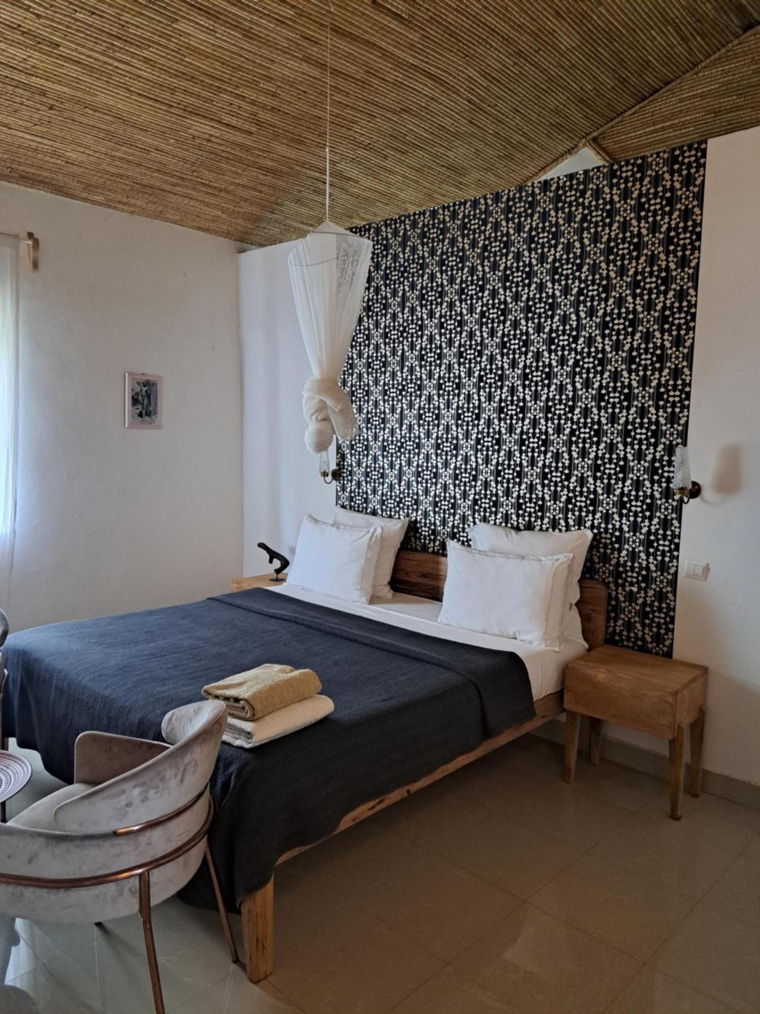 ティエス La Fandenoise Bed & Breakfast エクステリア 写真